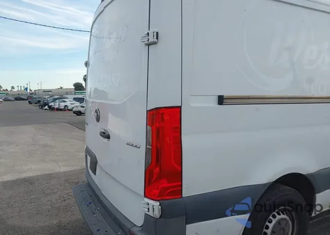 2019 Mercedes-Benz Sprinter 2500 Standard Roof V6 from USA, damaged, VIN WD3PF0CD7KP027292